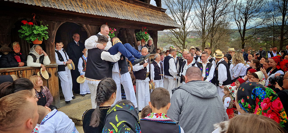 Discover Traditions of Maramures!